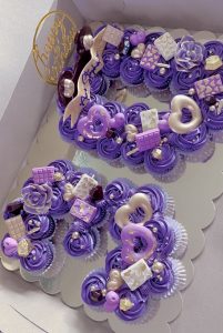 30th Birthday Stuffed Cupcakes Cake